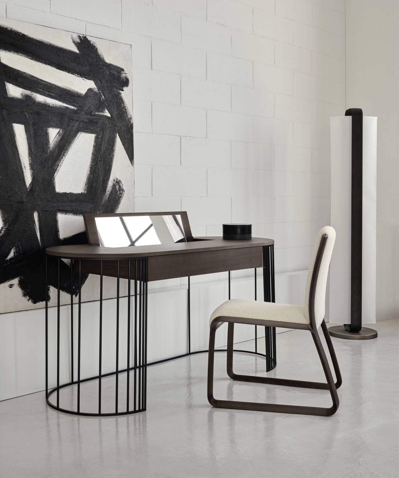 GFH_Frames_DopplerDressingTable_01