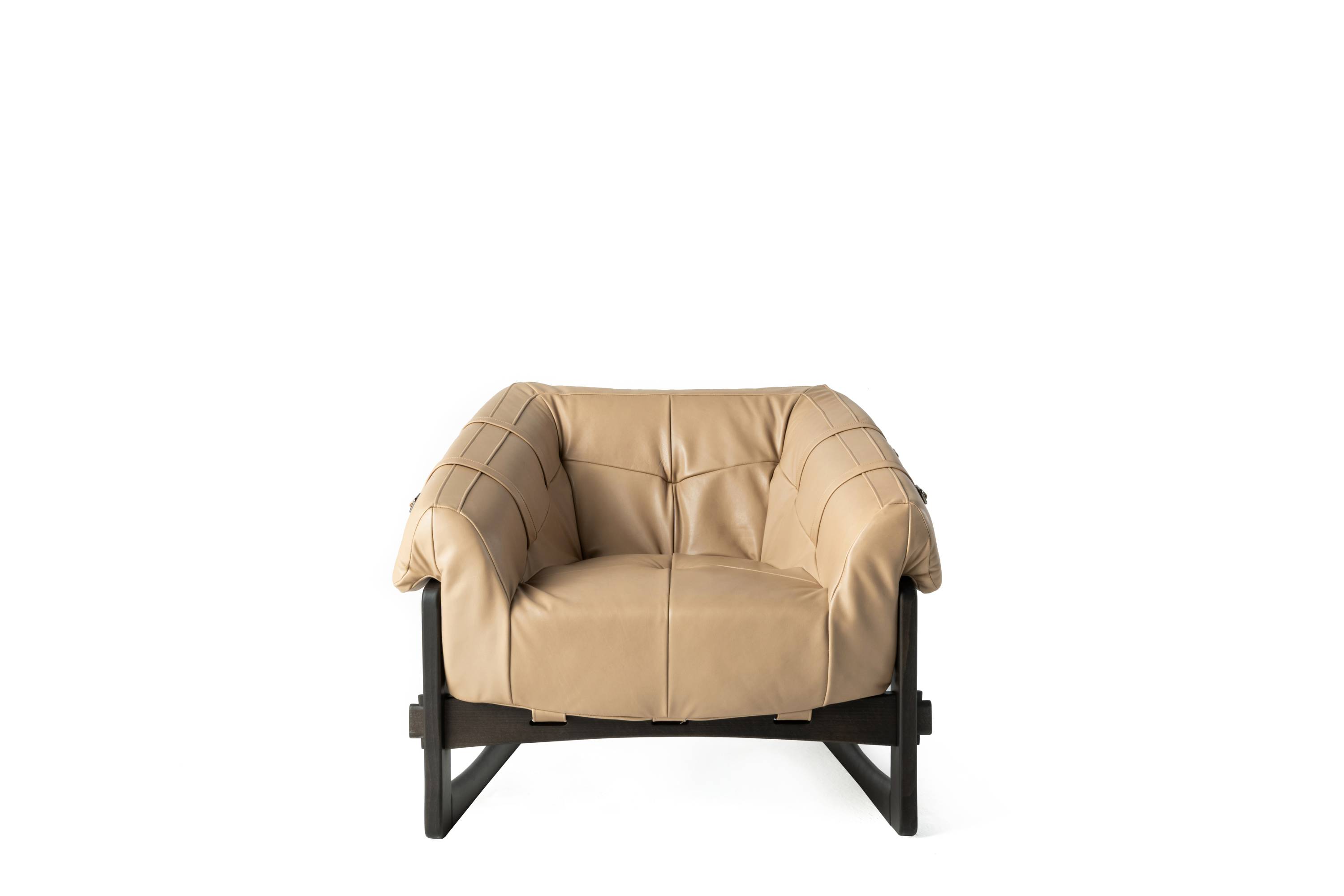 GFH_MADISON_armchair_F.MAI.221.AAX_2022_01.jpg