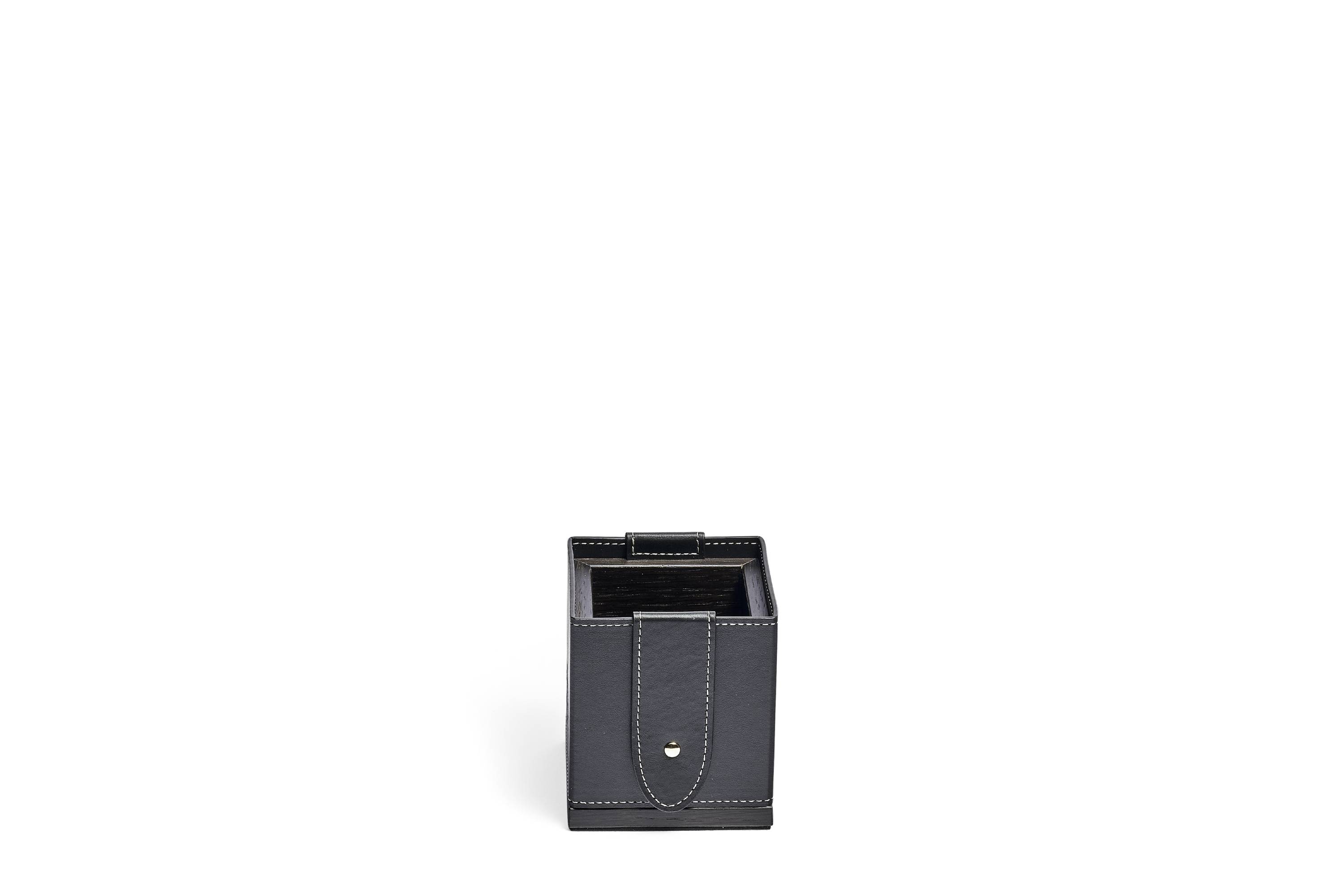 GFH_BADEN_pen-holder_F.BAE.HAB.AXX_2025_01.jpg