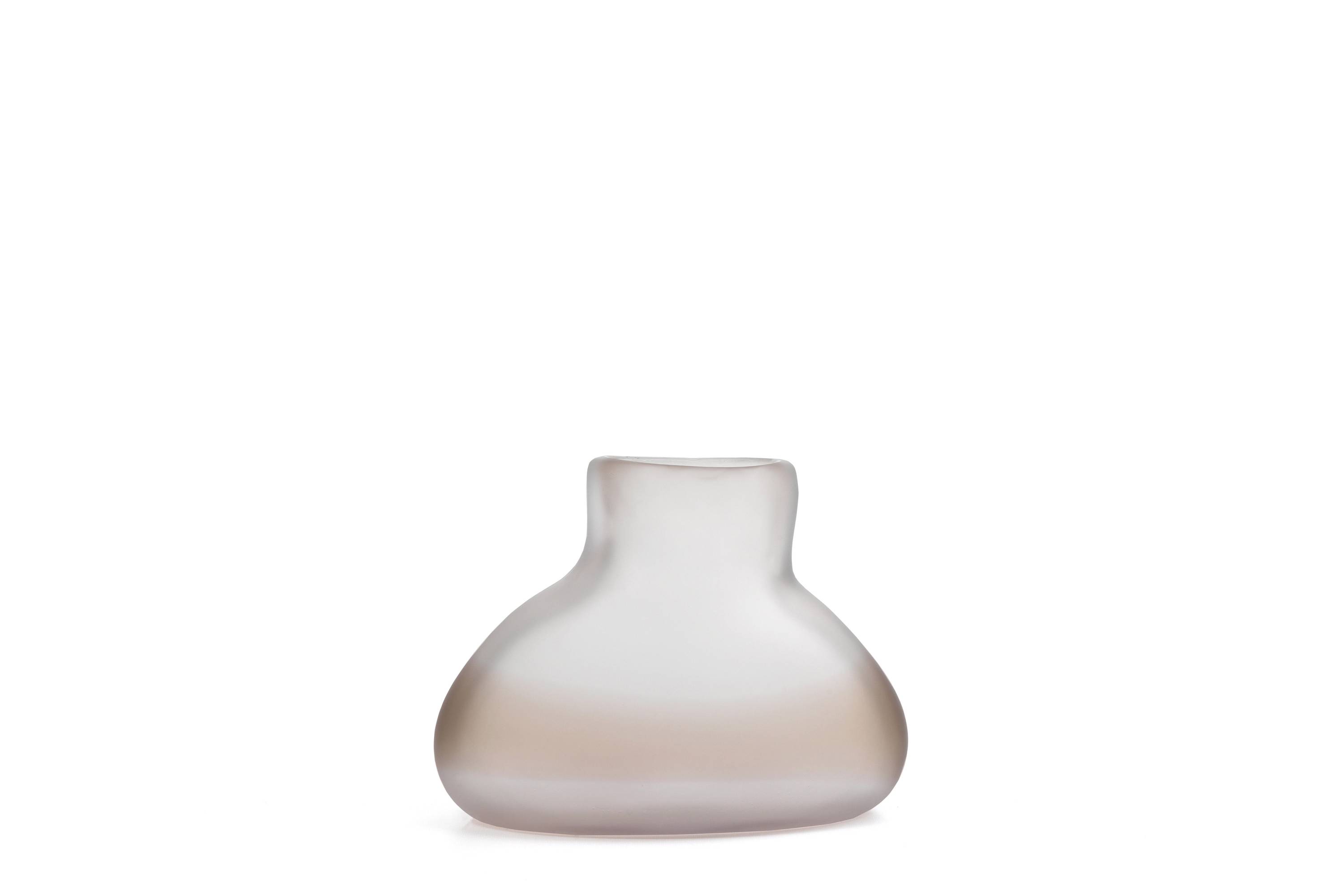 GFH_CIRCE_vase_CIR.DOD.AXX_2019_01.jpg