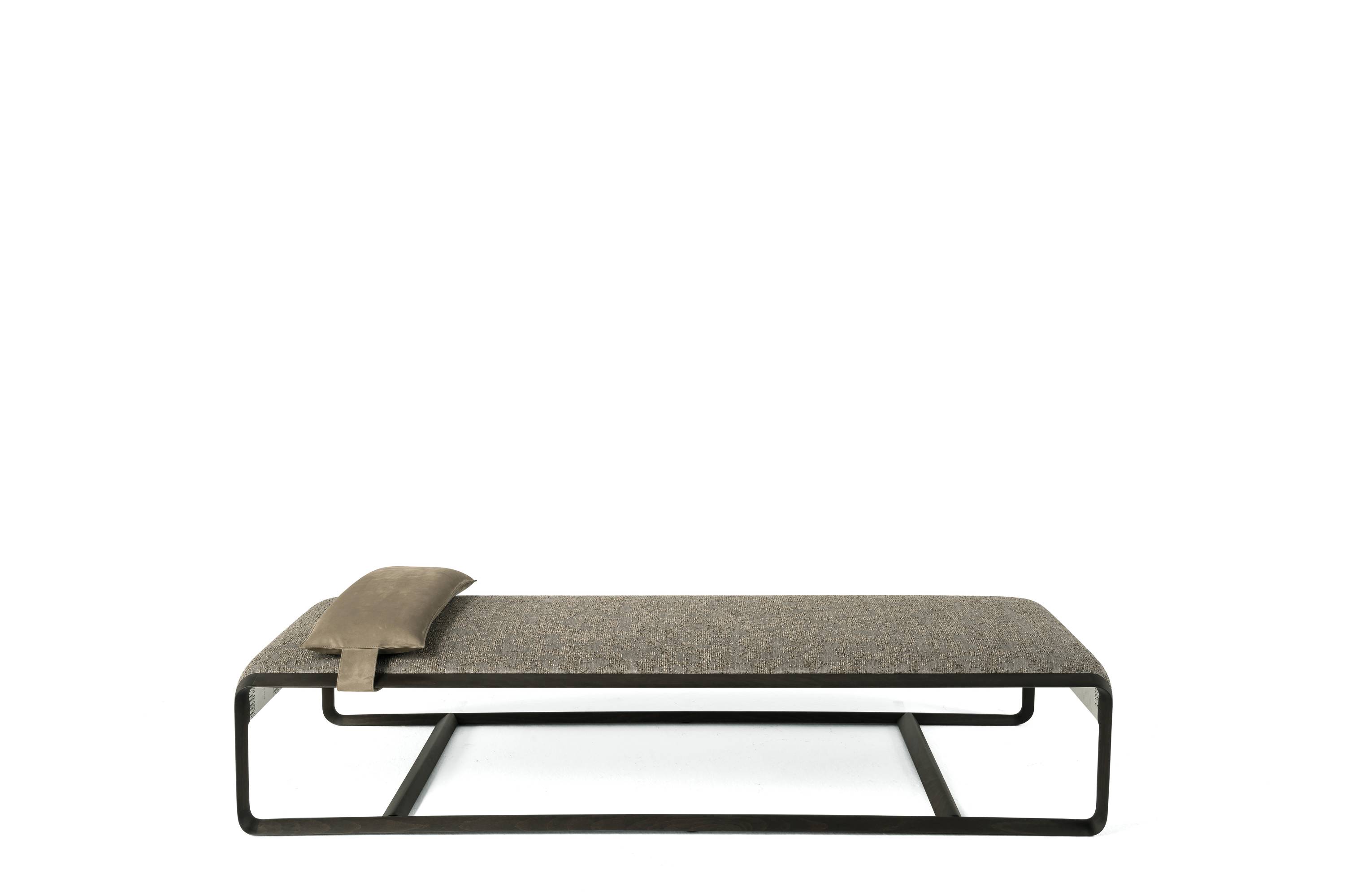 GFH_WYNWOOD_daybed_F.WYN.371.ACX_2022_01.jpg