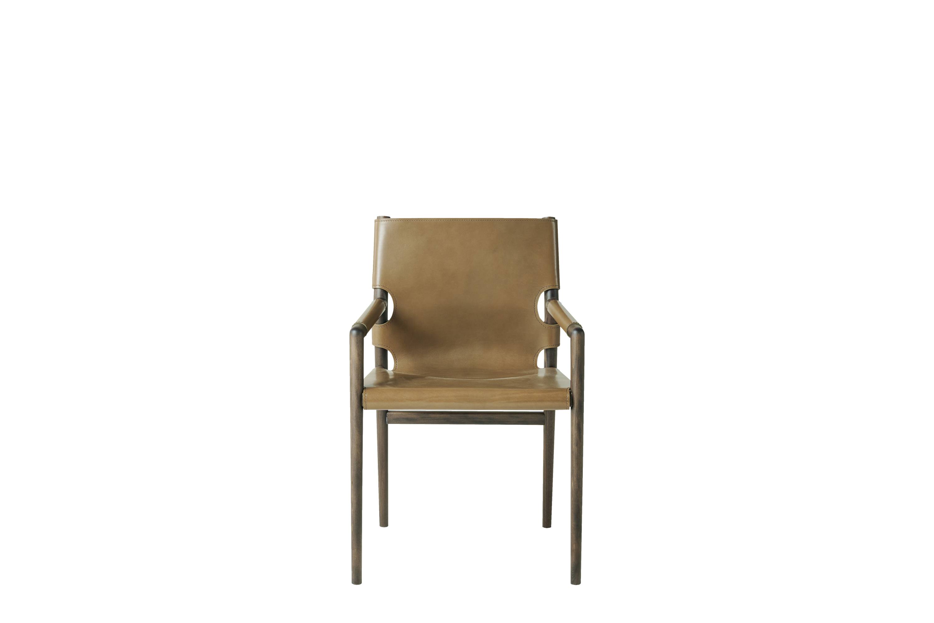 GFH_MONTREUX_chair-with-armrests_F.MOT.132.A1X_2026_01.jpg